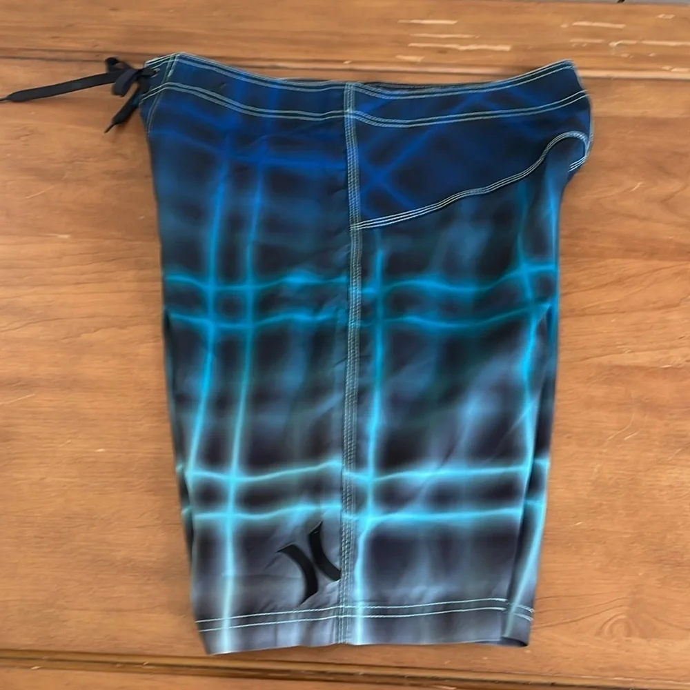 HURLEY Board Shorts Size 34